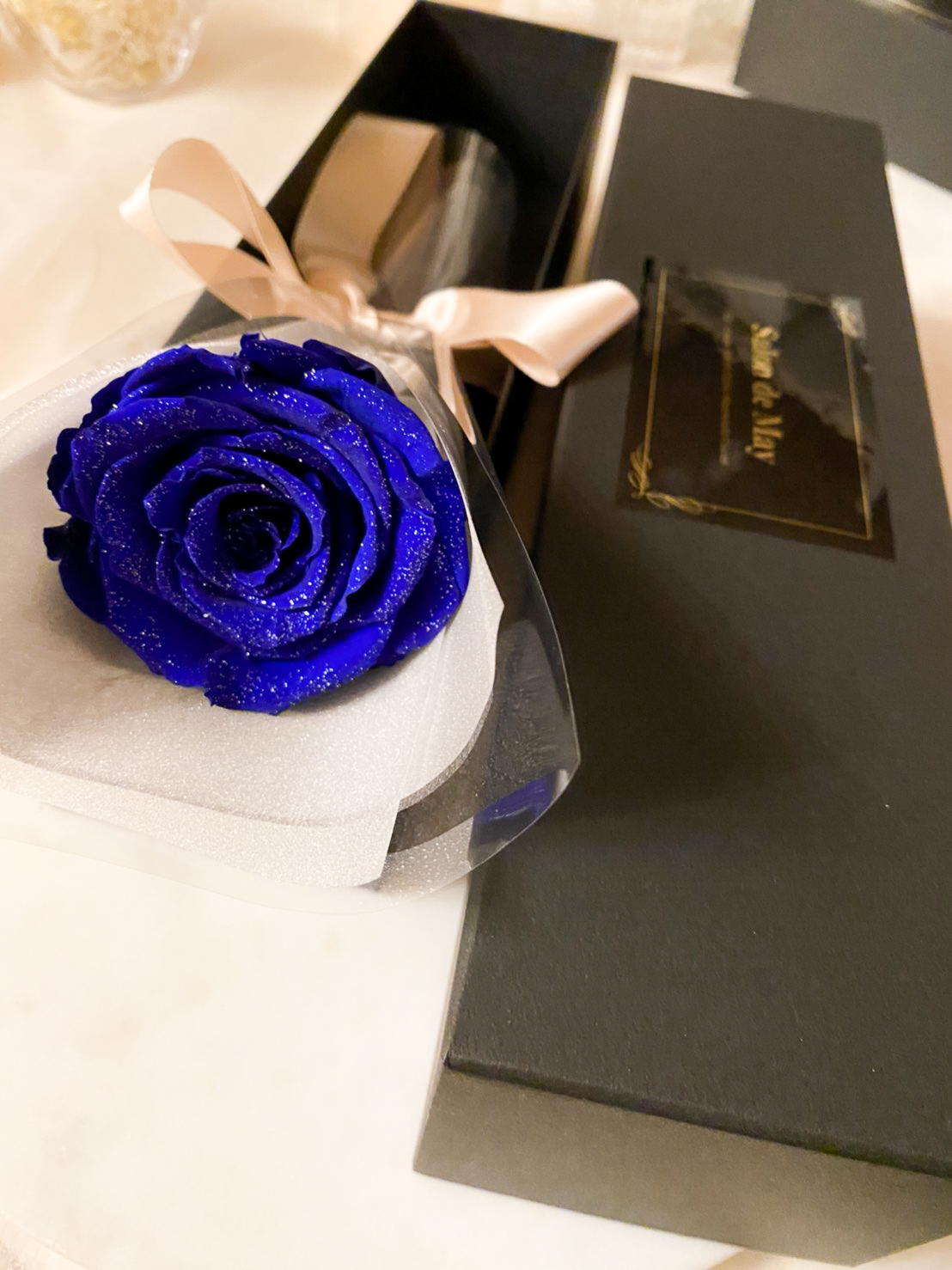 Diamond Rose Blue